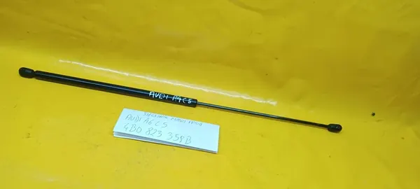 Audi A6 C5 Motorhuvstång 4B0823359B image 4