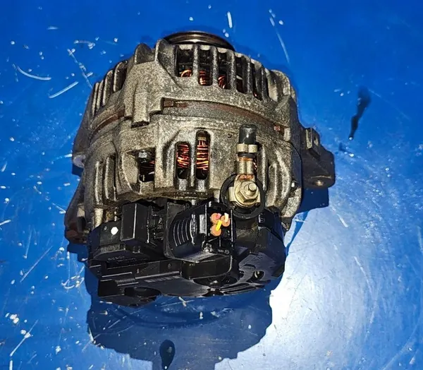 Alternaattori Toyota Corolla E12 1.4 VVTI 27060-0D030-B image 3