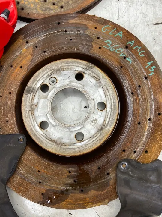 Étriers & Disques Frein OEM NC pour Mercedes GLA H247 image 6