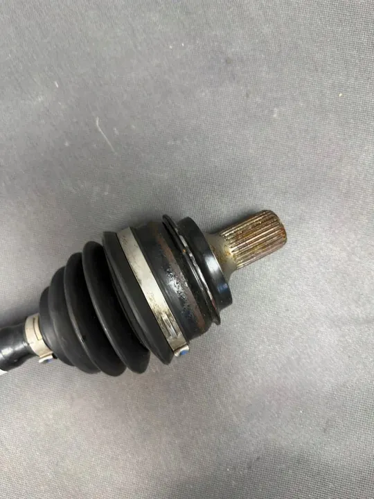 Semi-eixo Dianteiro Direito Mercedes GLC X253 A2533305601 image 2