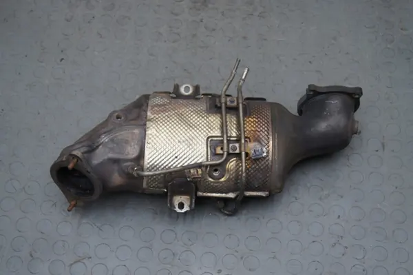 Maserati Grecale 2.0 MHEV Katalysator OEM 670179721 image 2