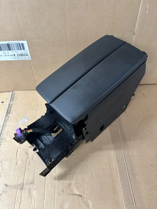 PEUGEOT 508 II Middenconsole armsteun OEM-onderdeel image 2