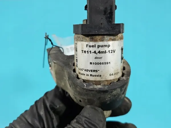 Pompe à carburant Webasto OEM R10066591 Renault Master III image 8