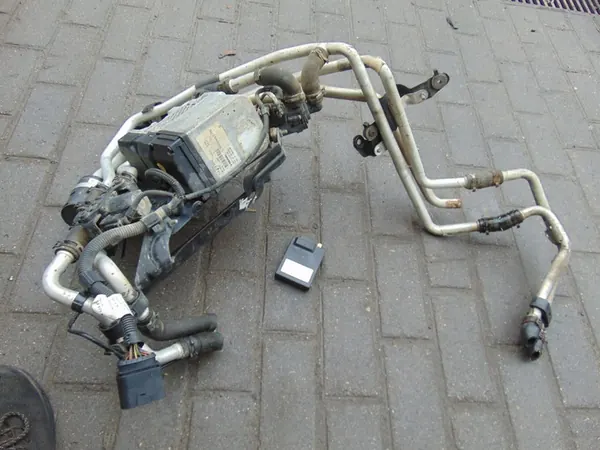 Webasto Parking Heater VW Touareg 7L 5.0 TDI image 6