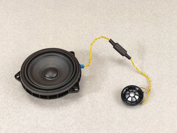 Kit Haut-parleurs Harman Kardon OEM 2622469 - Occasion image 2