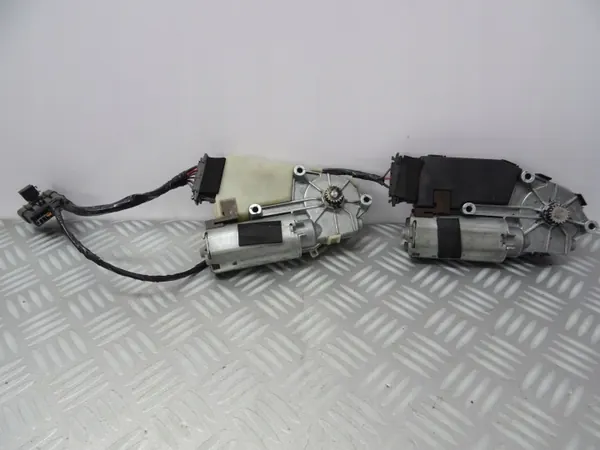 Schiebedachmotor OEM 1710626A für Renault Espace IV image 2