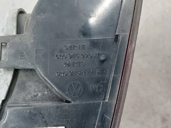 Luz trasera derecha VW Polo 9N FL IV Hatchback image 7