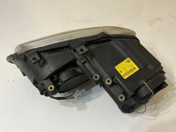 VW Touran I Oikea Etuvalo Täydellinen 1T0941006F image 10