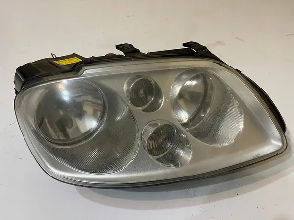 VW Touran I Oikea Etuvalo Täydellinen 1T0941006F image 4