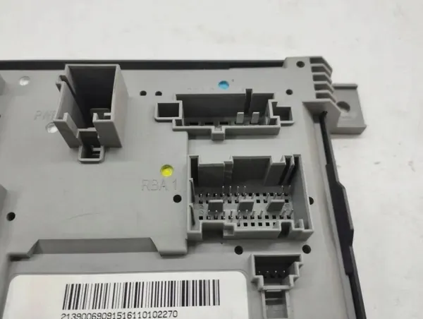 Módulo Conforto Mercedes-Benz OEM A2139006909 Usado image 7