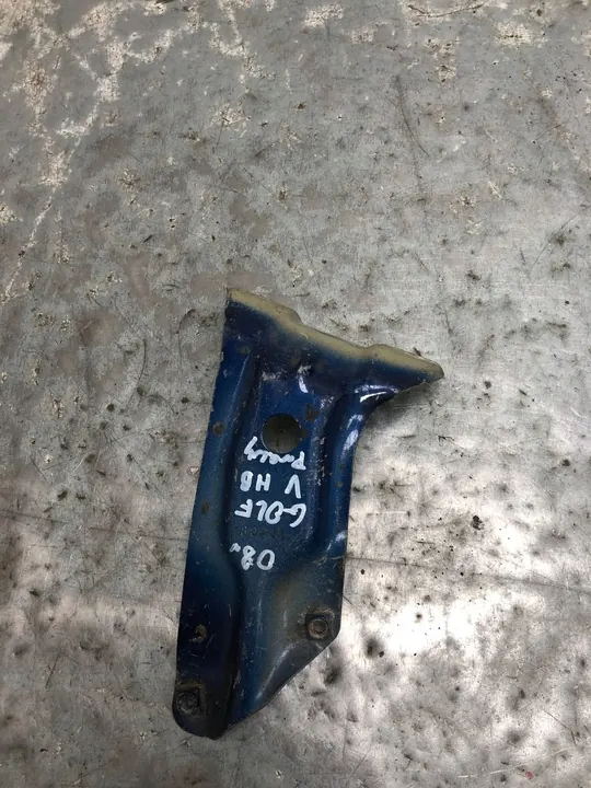 Oikea lokasuoja-tuki VW Golf V HB 1K6821136 image 2