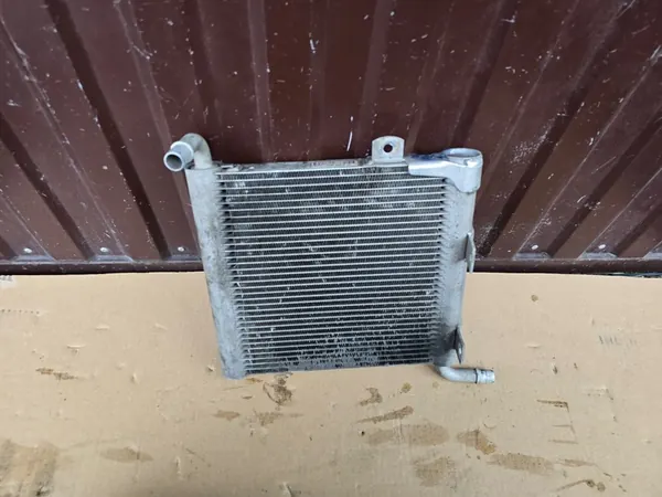 Jaguar OE HK83-8D048-AB Enfriador de aire image 2