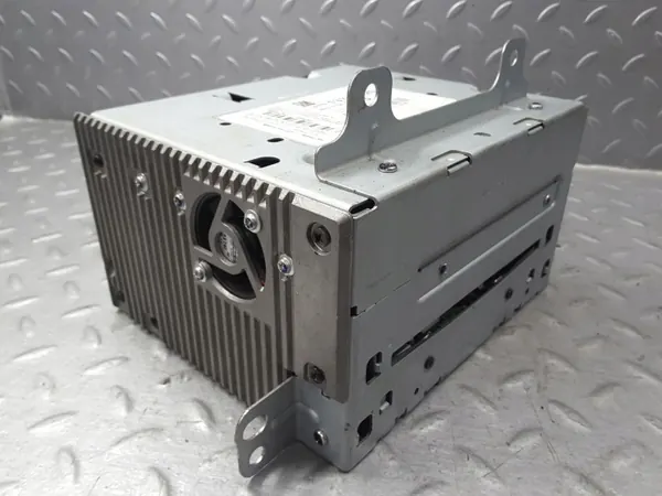 Gebrauchter CD-Wechsler OEM 13317120 für Opel Insignia A image 2