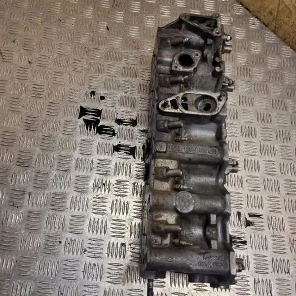 Cabeça de cilindro VW 2.5 TDI usada OEM 074103373G image 5