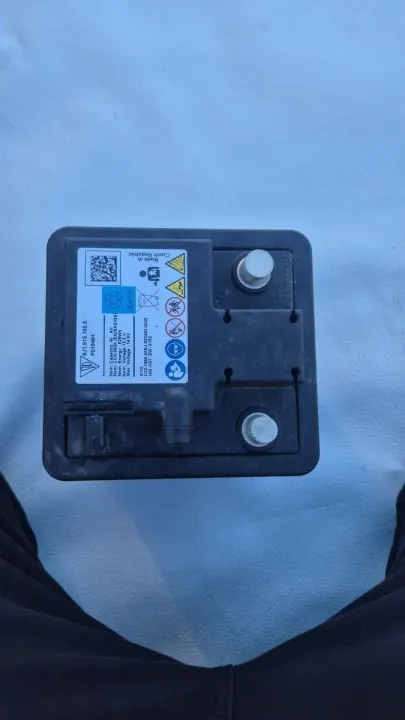 Porsche Taycan Batterie OEM 9J1915105E - 40 Ah image 2