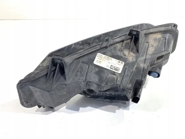 Farola delantera izquierda Skoda Octavia IV 5E3941699 image 4
