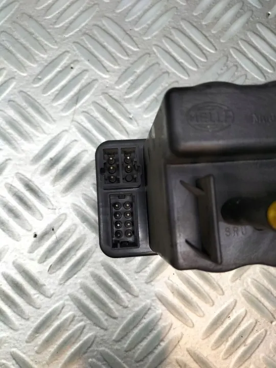 Pompe de verrouillage central OEM 2028000748 Mercedes W202 image 4