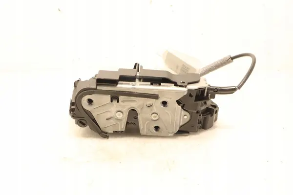 Höger Bakdörrlås SKODA OCTAVIA 2023 1.5L Bensin OEM image 5