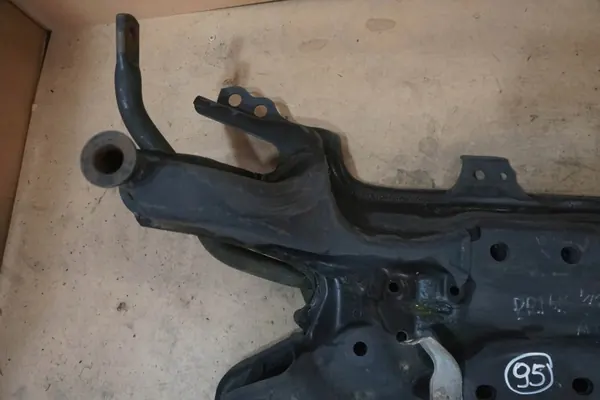 Toyota OE Voorste ophangingsarm TOY4657444 image 4