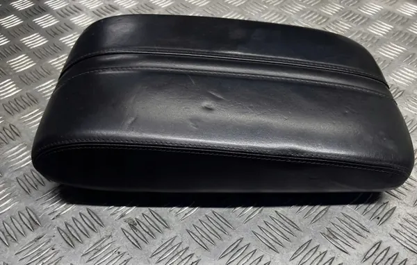 OEM 4E0864205 Armrest for Audi A8 D3 - Used image 4