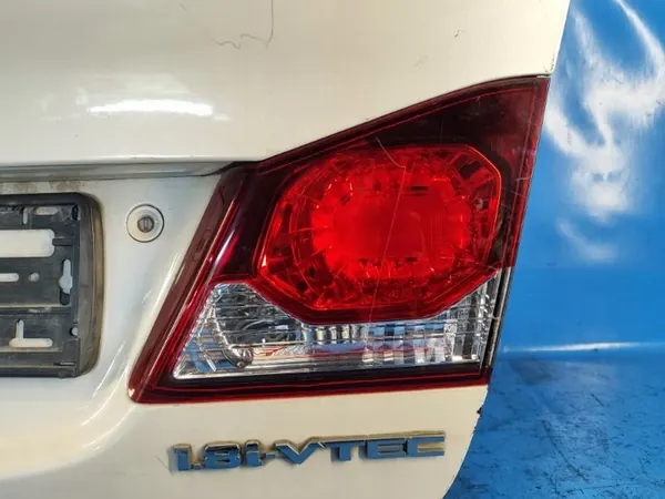 TAKAKANNUKSE HONDA CIVIC 4D 06-11 68500-SNB-G00ZZ image 8