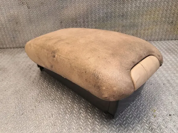 Mercedes-Benz C W203 middenconsole armsteun OEM MDY17493 image 2