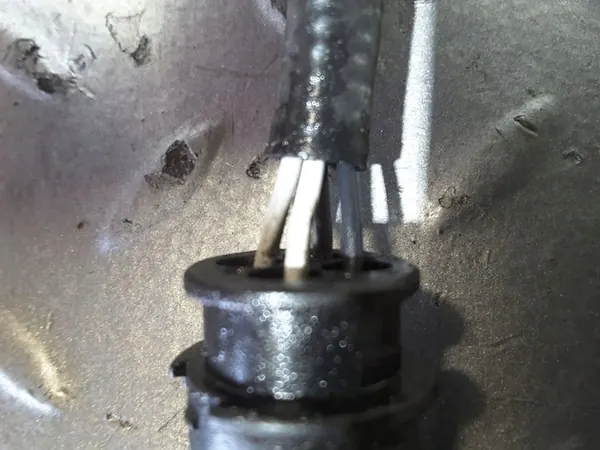 SENSOR LAMBDA BMW E81 E87 130i X3 2.5i 3.0i X1 2.8i OEM 7545074 image 3