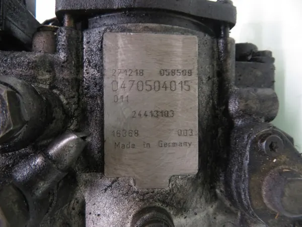 Opel Einspritzpumpe 0470504015 image 4