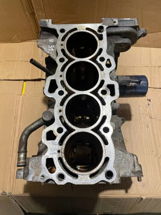 Bloque Motor Nissan Micra - Pieza OE Usada image 4