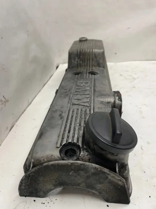 Couvercle de soupape BMW OEM DTS3739 pour Série 5 E34 image 4