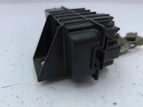 Fusível relé bateria Toyota Prius OEM AMD134733 image 5