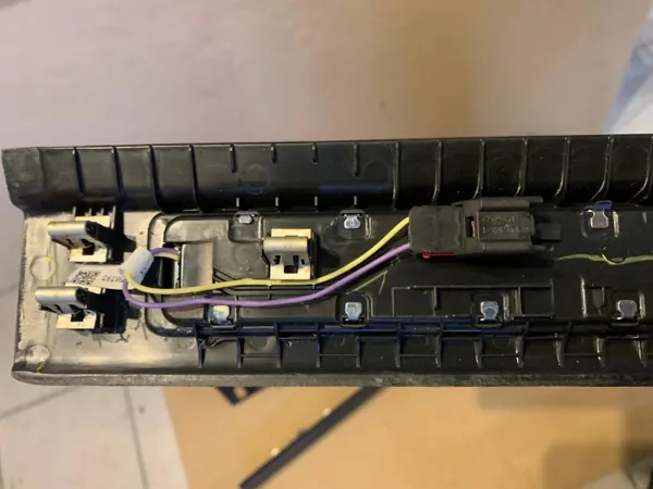 OEM L8B2 LED kynnyssuojat Land Rover Defender image 8