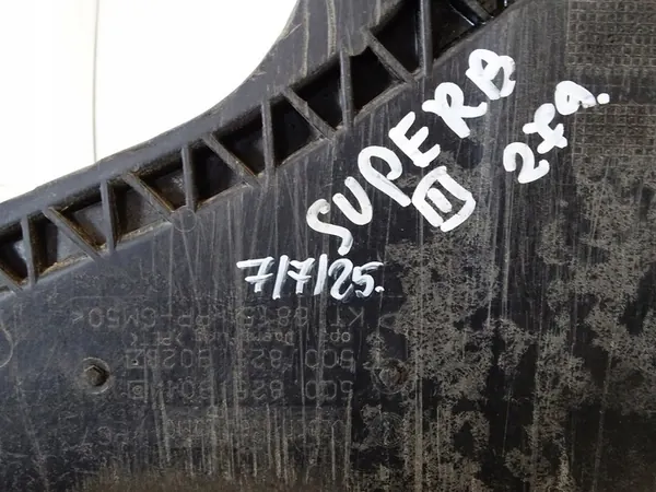 Nedre Motorplåt VW Golf 7 VII image 6