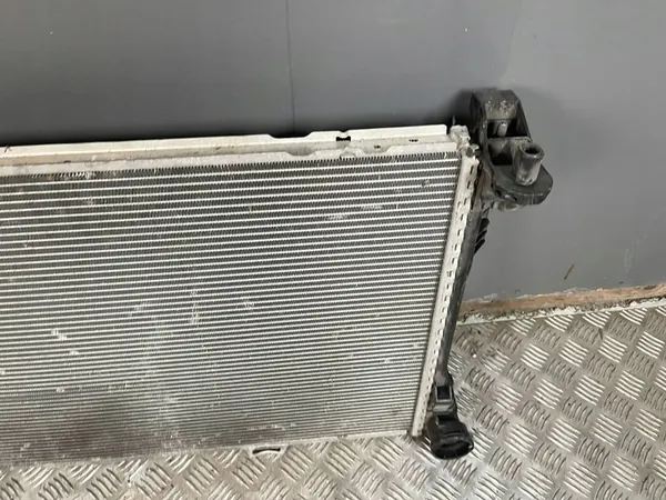 Mercedes-Benz OE A0995002603 waterkoeler image 3