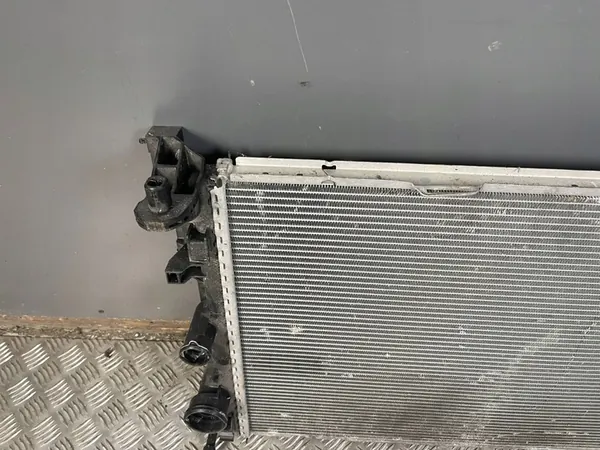 Mercedes-Benz OE A0995002603 waterkoeler image 6