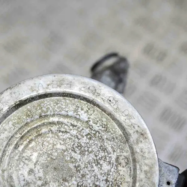 Vattenpump Mercedes-Benz C (W205) 1.6L A2742003482 image 6