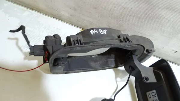 Bränsletanklock Audi A4 B8 2.0TDI image 3