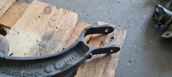 Ammortizzatore ad aria anteriore Audi S6 C7 4G OEM 4G0616039AB image 2