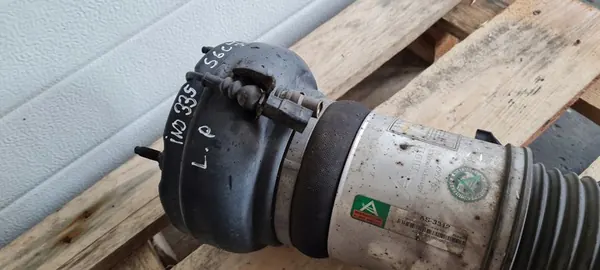 Ammortizzatore ad aria anteriore Audi S6 C7 4G OEM 4G0616039AB image 6