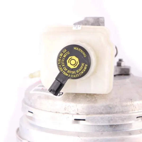 BMW 5 F10 F11 3.0D 530D Bromsservopump 6792954 image 10