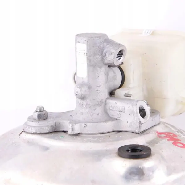 BMW 5 F10 F11 3.0D 530D Bromsservopump 6792954 image 5