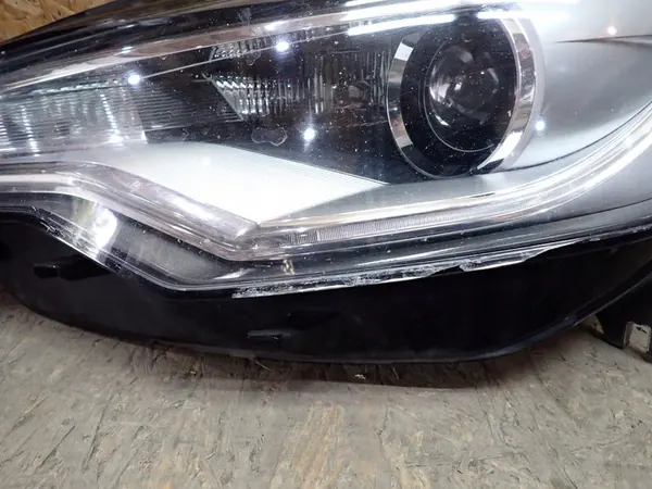 Linker Bi Xenon Scheinwerfer Audi A6 2011-2015 OEM 4G0941043 image 2