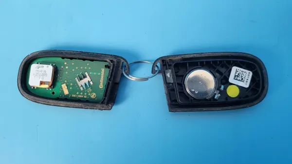 Conjunto Chave Dodge Challenger SXT OEM 68394195AA image 9