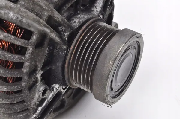 VOLVO S60 I V70 II XC90 Alternatori 30667788 image 5