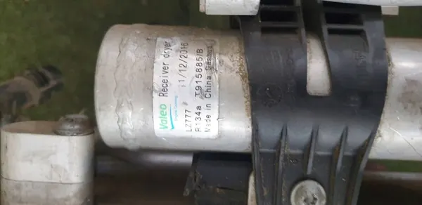 BMW F32 AC Condensor OEM 9338330 - Gebruikt image 5