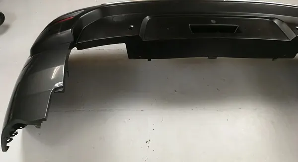 Paraurti posteriore nero Peugeot 3008 I 2009-2016 Sensori di parcheggio image 6