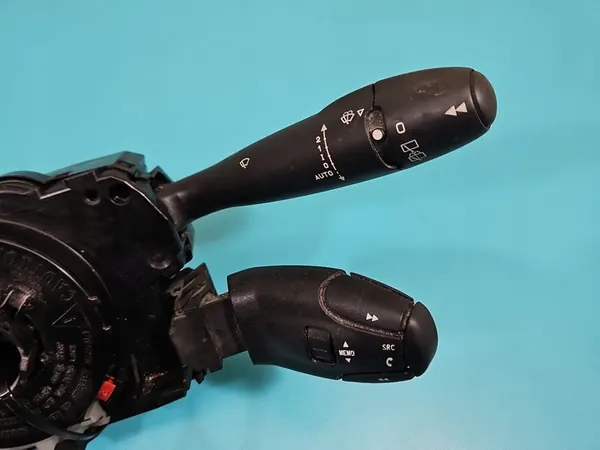 Gecombineerde schakelaar Citroen C3 Picasso 08-17 OEM 98062015XT image 3