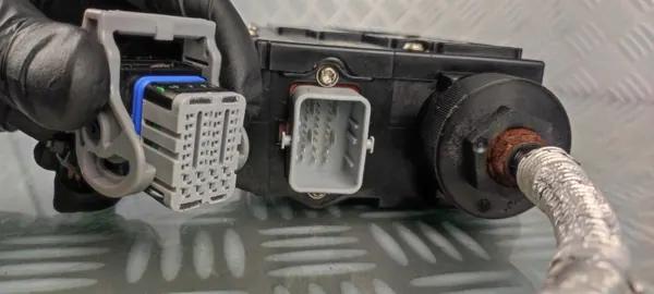 Mécanisme frein à main électrique OEM 8200498693 Renault image 9