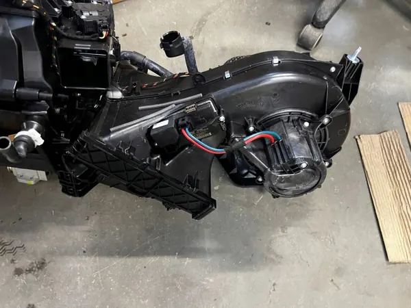 OEM 97057301112 Ventilateur Chauffage Porsche Panamera 970 image 8