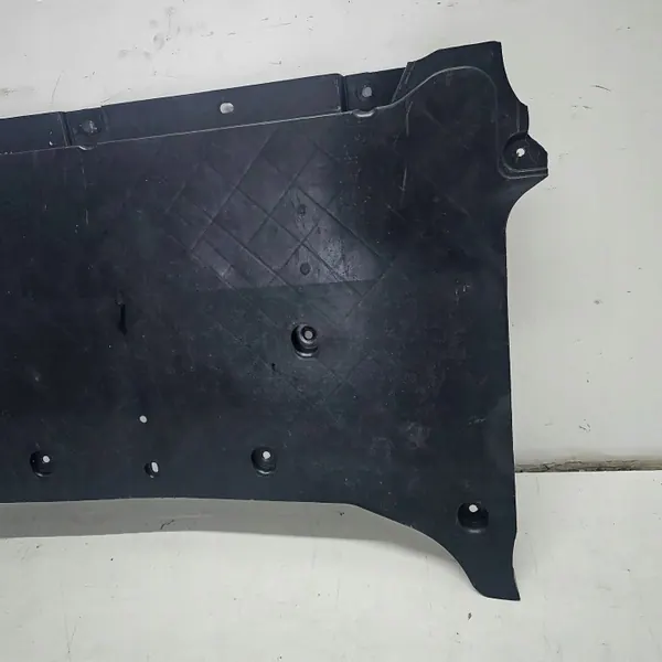 Escudo frontal inferior Tesla OEM 1585229-00-E - Usado image 4